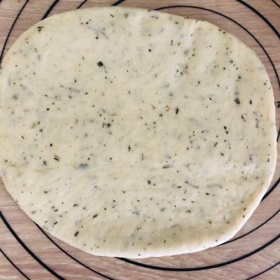 在家就能做的蒜香培根軟歐包，高顏值超美味，解饞還頂飽